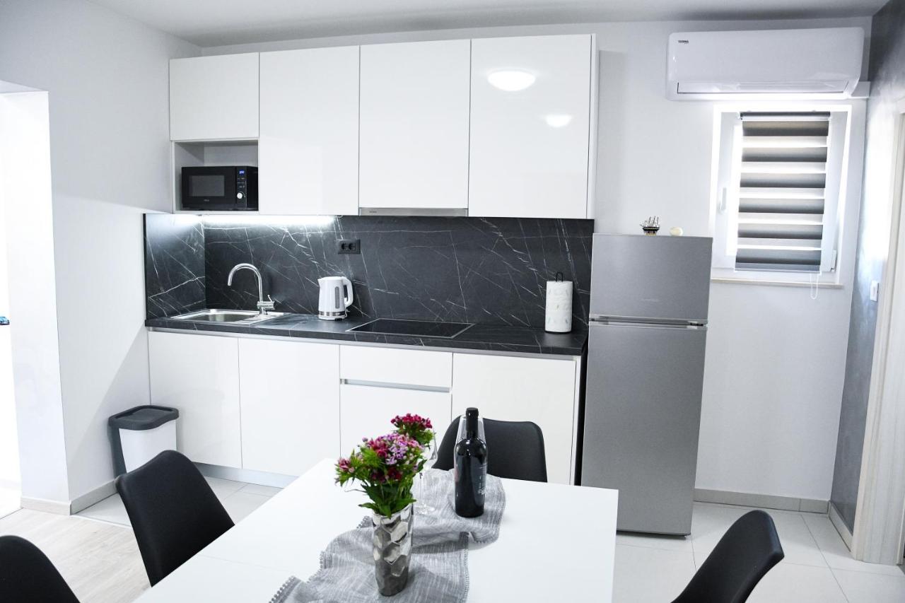 Apartment Light Stobrec Ngoại thất bức ảnh